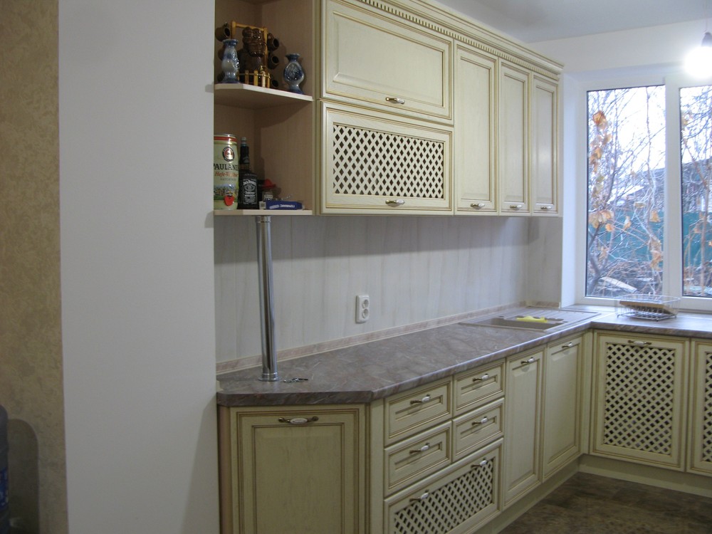 Белый кухонный гарнитур-Кухня МДФ в ПВХ «Модель 273»-фото1